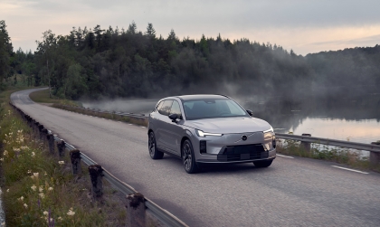 Volvo ra mắt XC70 PHEV: Cho Trung Quốc, vì Trung Quốc