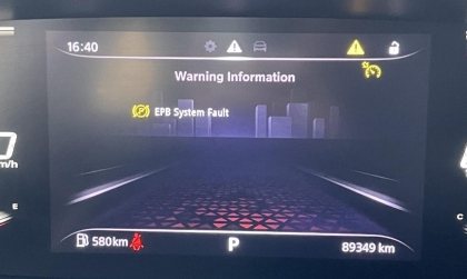 Xin chỉ giáo của các bác về lỗi trên đồng hồ của MG ZS