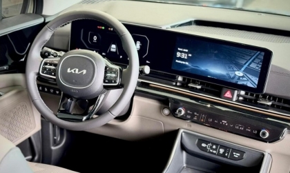 Kia Carnival tự nhiên bị mất lạnh do vấn đề gì thế?