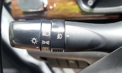 Suzuki Ertiga đá pha bị tắt đèn là bị vấn đề gì?