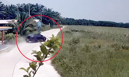 Clip TNGT: Thực tế ngược đời - Đường càng vắng càng dễ tai nạn, không tin xem thử