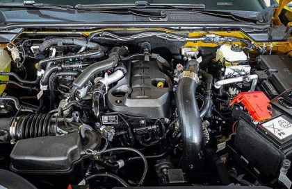 Xin hướng xử lý xe Ford Ranger bị ra dầu động cơ!