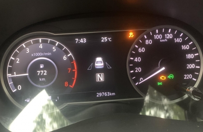 Nissan Almera hiện lỗi trên đồng hồ sau khi đi mưa do đâu?