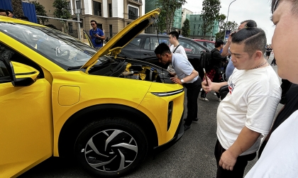 Sau VF 3, thêm cơ hội kinh doanh cho giới độ xe với VinFast Limo Green