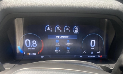 Sao Ford Everest mới đi 38k km bị ồn hơn trước các cụ nhỉ?