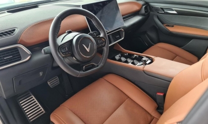 VinFfast VF8 Eco có set được nhớ vị trí ghế không?