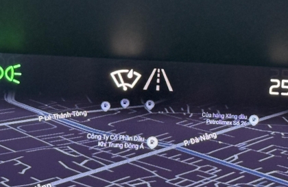 Cảnh báo này trên Volvo XC60 là gì thế?