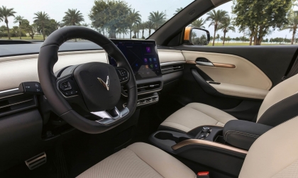 Xe VF6 plus bị kêu tiếng ù rất to khi trời nắng nóng là bị lỗi gì?