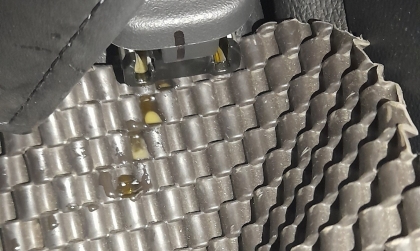 Sao xe Honda City lại có nhớt chỗ ghế lái?