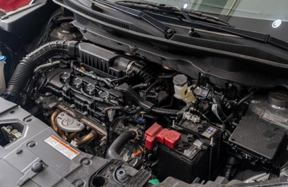 Xin các bác giúp xe Suzuki XL7 bị hết bình