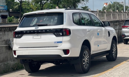 Khắc phục cốp xe Ford Everest bị nước chảy vào thế nào?