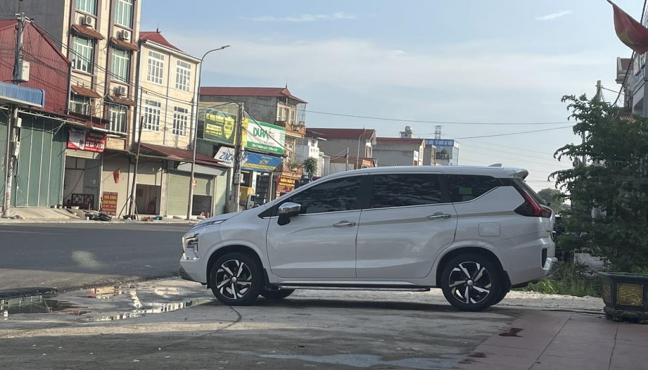 Sao xe Mitsubishi Xpander của em vừa mua 5 tháng đã yếu bình thế?
