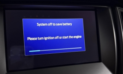 Màn hình xe Ford Everest hiện thế này là vấn đề gì?