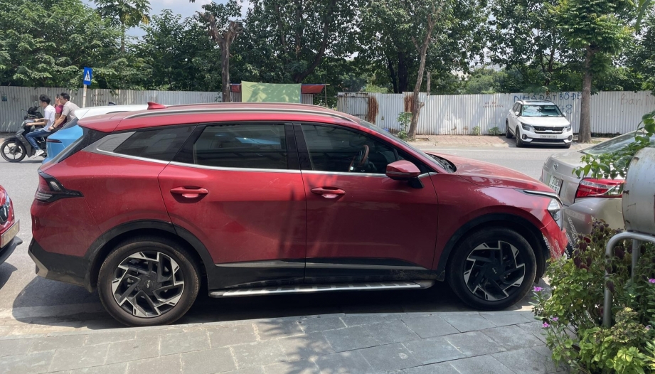 Có cách nào làm hết mùi xe mới của Kia Sportage không?