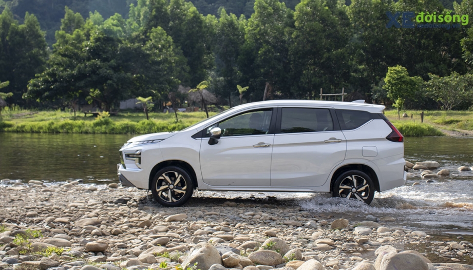 Xpander cứ đi vào vũng nước là báo lỗi hình ắc quy thì xử lý sao?