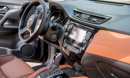 Xin hướng xử lý điều hòa xe Nissan X-trail