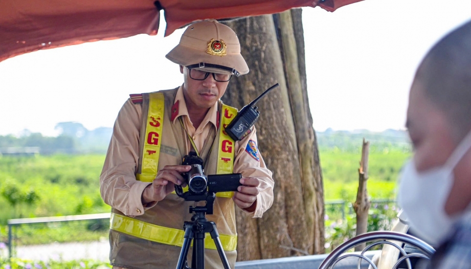 Cục trưởng Cục CSGT: CSGT phải dùng camera ghi hình, không được dừng phương tiện khi đang điều tiết giao thông