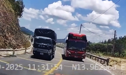 Ý thức giao thông: Tài xế xe khách nhận