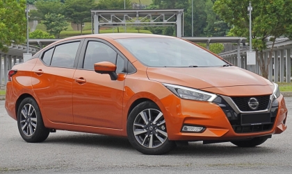 Sao xe Nissan Almera của em bị hết bình sau khi để qua đêm?