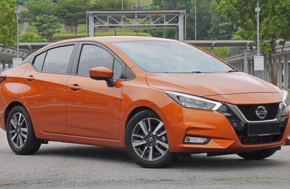 Sao xe Nissan Almera của em bị hết bình sau khi để qua đêm?