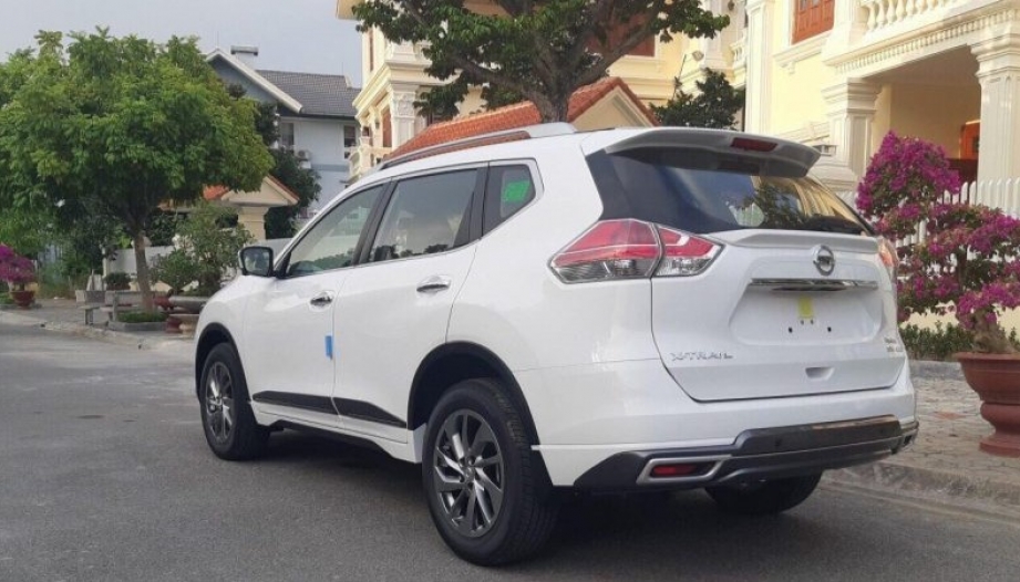 Nissan X-trail có mùi xăng sống là bị vấn đề gì?