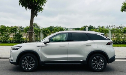 Beijing X7 của các bác có bị giật khi vào số lùi không?