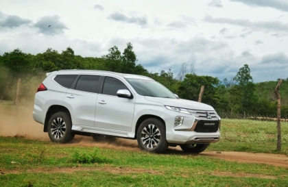 Mitsubishi Pajero Sport bị kêu gầm khi đi ổ gà là vấn đề gì?