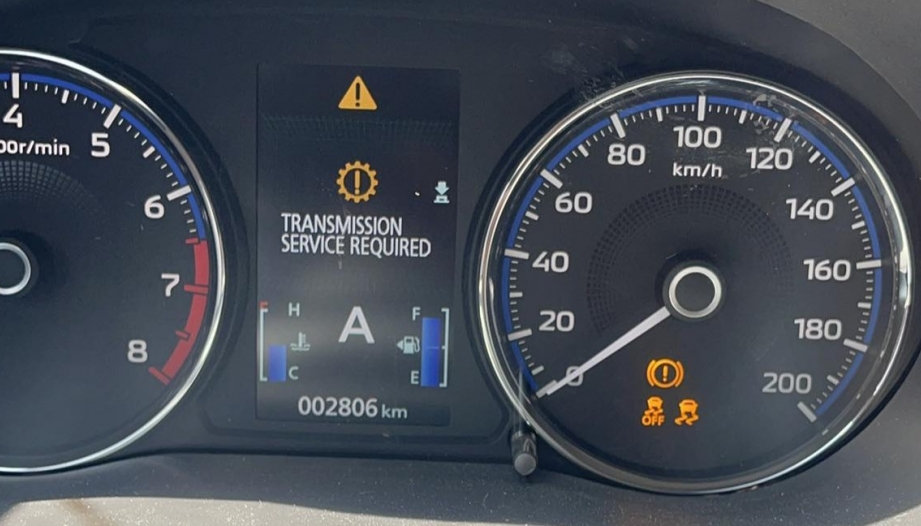 Mitsubishi Xpander bị hiện lỗi này là sao các bác?