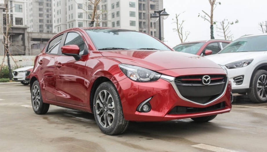 Mazda2 bị lỗi mở gương chiếu hậu là sao các bác?