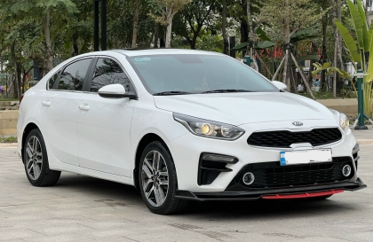 Sao xe Kia Cerato cứ bị giật sau khi tăng tốc thế này?