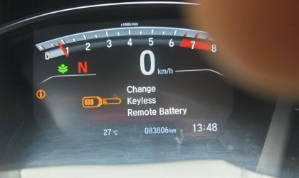 Các bác chỉ giáo giúp lỗi xe Honda CR-V trên đồng hồ