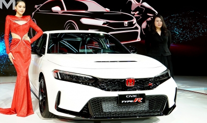 Triển lãm Ô tô Việt Nam 2022: Honda Civic Type R - niềm tự hào của Honda chính thức ra mắt