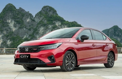 Có cách nào khắc phục gương Honda City đọng nước không?