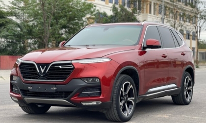 Có phải vô lăng xe Lux SA bị nghiêng không?