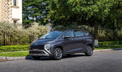 Làm sao xử lý tiếng kêu cửa kính Hyundai Stargazer?