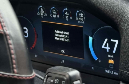 Ford Everest báo lỗi Adblue này là sao ạ?