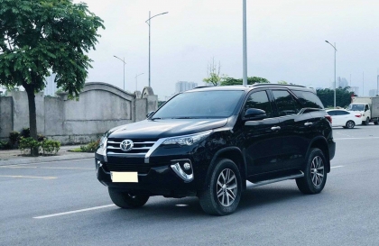 Xe Fortuner xoay vô lăng bị năng thì có thể tự khắc phục không?