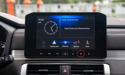 Vì sao xe Xpander không bấm được các nút dưới màn hình?