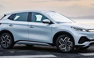 Vì sao phụ tùng xe BYD về chậm thế các bác?