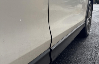 Xe Mazda CX-5 bị hở cánh cửa thế này có thể khắc phục không?