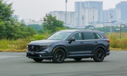 Có cách nào tăng tốc độ sạc không dây của Honda CR-V không?