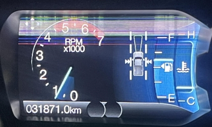 Đồng hồ Ford Ranger bị hỏng thế này có được bảo hành không?