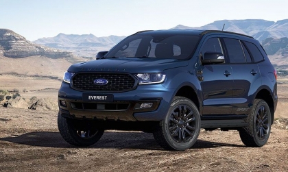 Liệu xe Ford Everest đã gặp vấn đề khi vào số sau khi xịt gầm?