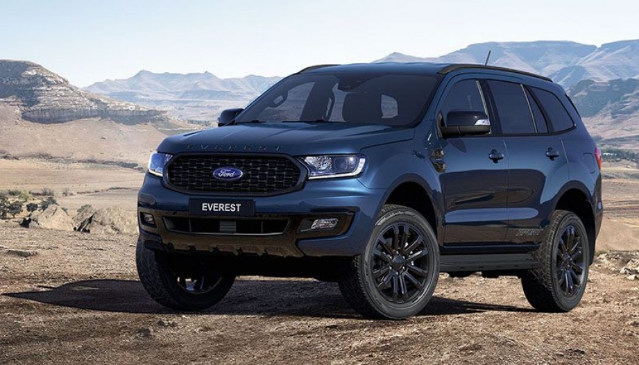 Liệu xe Ford Everest đã gặp vấn đề khi vào số sau khi xịt gầm?