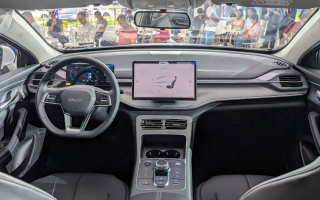 Nguyên nhân chính đằng sau quyết định loại bỏ màn hình xoay 90 độ trên các mẫu xe BYD trong tương lại