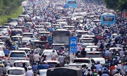 Đề xuất mới về hạn chế ô tô cũ tại Hà Nội và TP.HCM