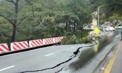 Clip: Đèo Prenn sạt lở - Cấm mọi phương tiện di chuyển trên đường này.