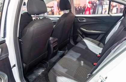 Các bác có cách xử lý vấn đề kêu ghế sau của Mg5 không?