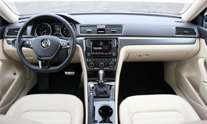 Các bác cho xin kinh nghiệm về vấn đề thước lái xe Volkswagen Passat với