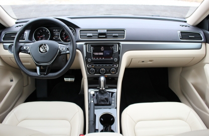 Các bác cho xin kinh nghiệm về vấn đề thước lái xe Volkswagen Passat với